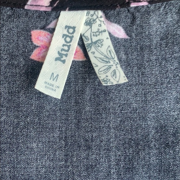 Mudd Crop-top - Picture 4 of 7